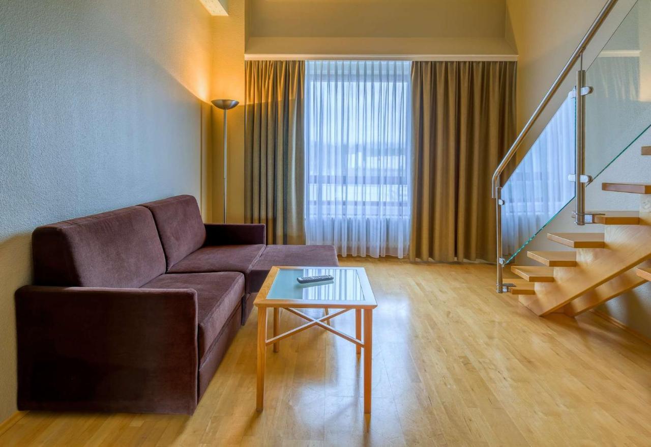 Elaya Hotel Frankfurt אוברוסל מראה חיצוני תמונה